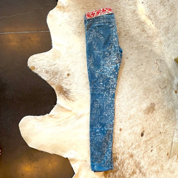 MOTHER - The Looker - size 26 bandanna floral print - like NEW - only worn once - Picture 2 of 9